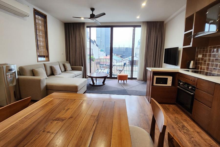 Top floor 2 bedroom apartment with city view on Tay Ho street