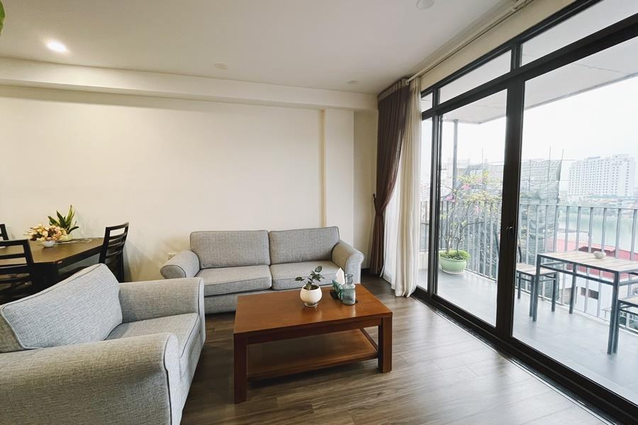 Open Westlake view 2 bedroom apartment in Xuan Dieu street, high floor