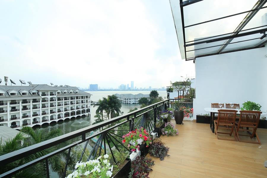 Beautiful Westlake view 2 bedroom apartment for rent near Intercontinental Hotel, huge balcony