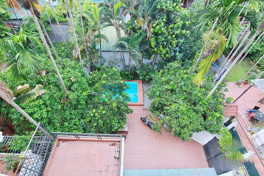 Spacious Villa with swimming pool on Dang Thai Mai street, 5 bedrooms