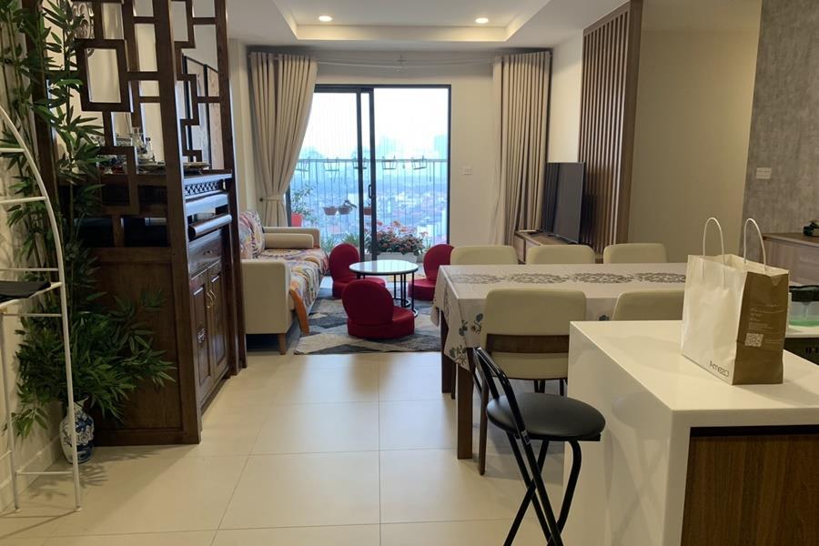 Cozy 2 bedroom apartment for rent in Kosmo Tay Ho, furnished
