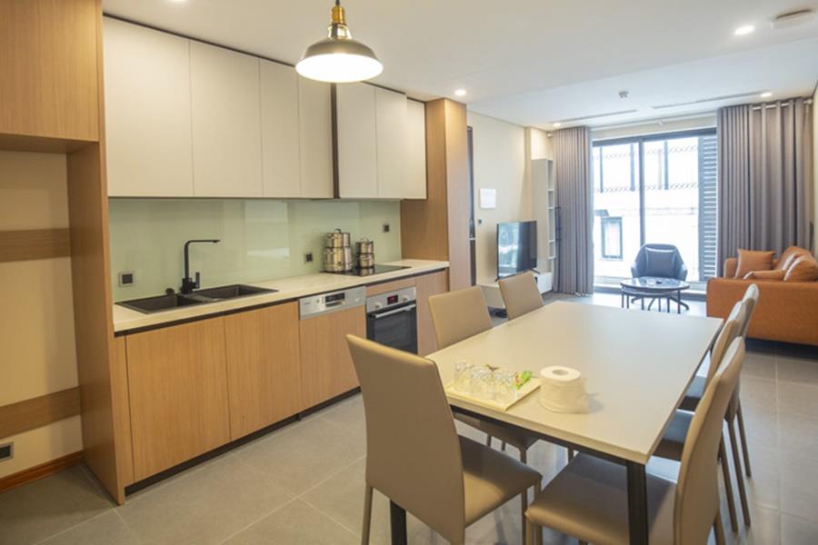 Bright & funished 03 bedroom apartment for rent in Tay Ho st.