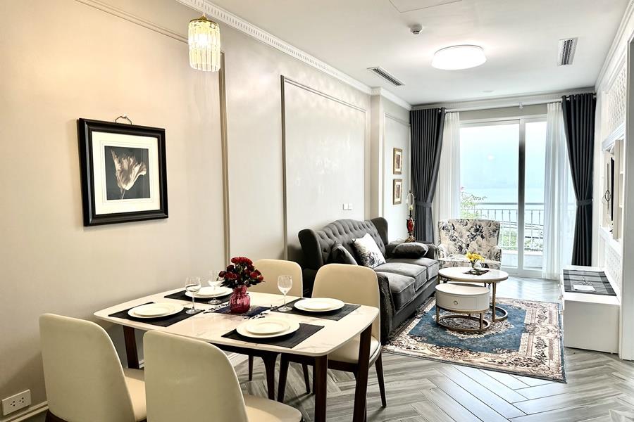 High standard & Lake view 2 bedroom apartment on Xuan Dieu street