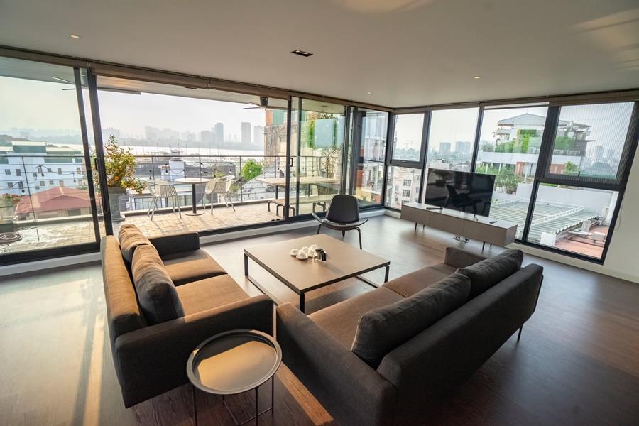 Beautiful modern 3 bedroom duplex apartment with lake view on To Ngoc Van street.