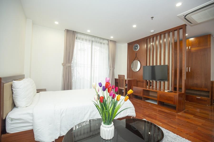 Fully furnished 2 bedroom apartment for rent at Dao Tan Ba Dinh.