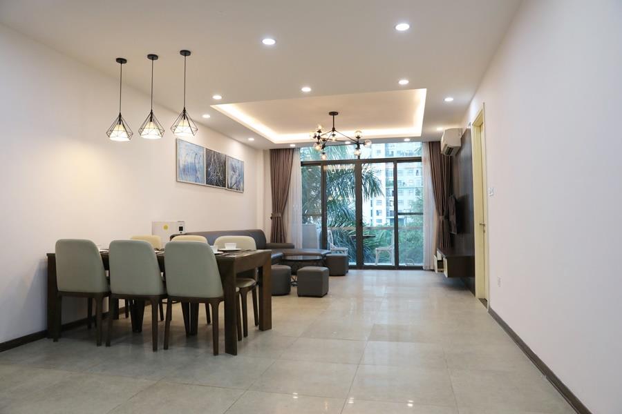 Modern & furnished 02 bedroom serviced apartment at Ecopark Hung Yen