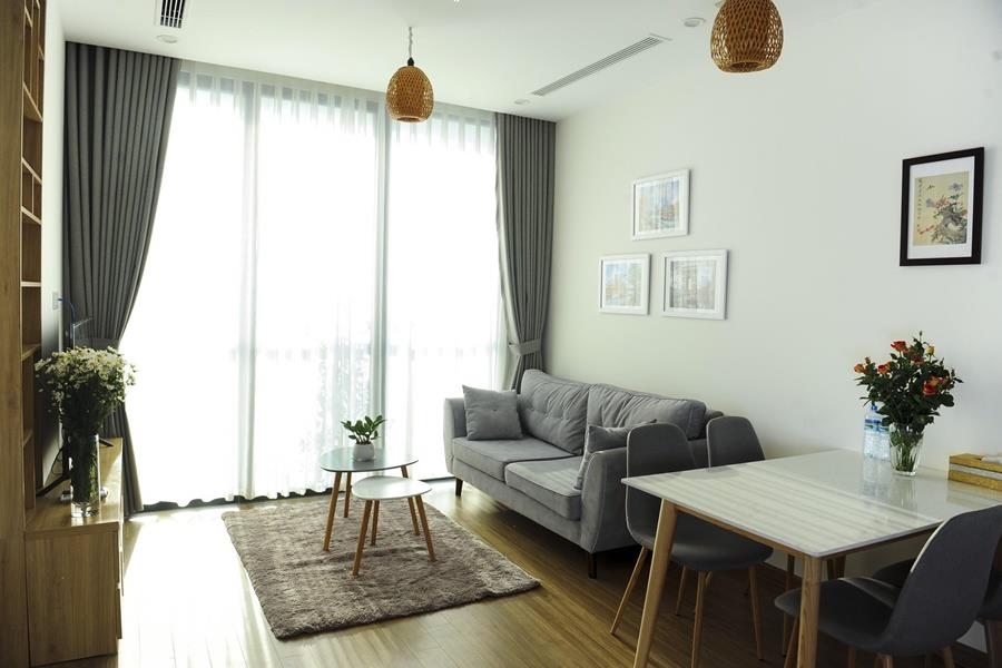 Fully furnished 02 bedroom apartment for rent at Vinhomes Skylake.