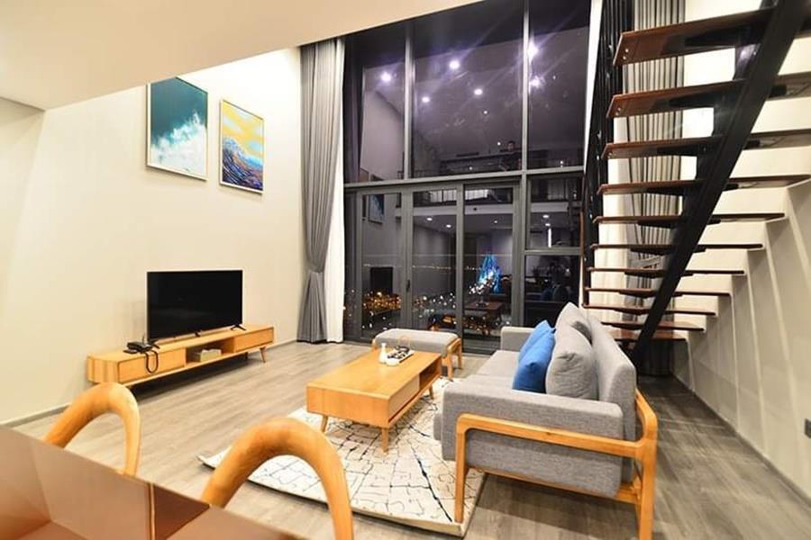 Pentstudio : Modern luxury 1 bedroom apartment with great city view.