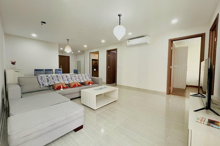 Beautiful 3 bedroom apartment for rent at Ciputra Ha Noi, high floor