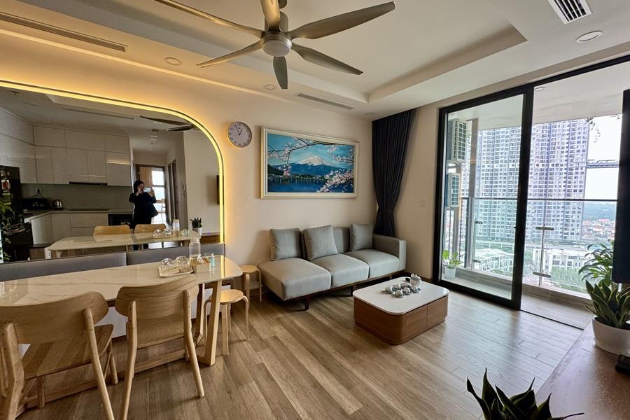 Modern stylish 3 bedroom apartment for rent in Ecopark Hung Yen, close BUV school