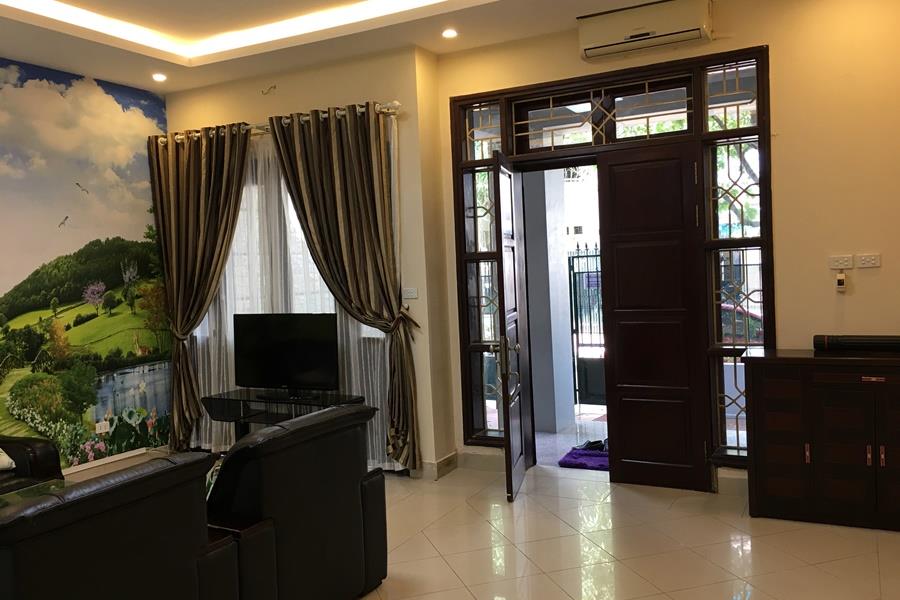 4 bedroom villa for rent in Ciputra Hanoi with front yard and back yard.