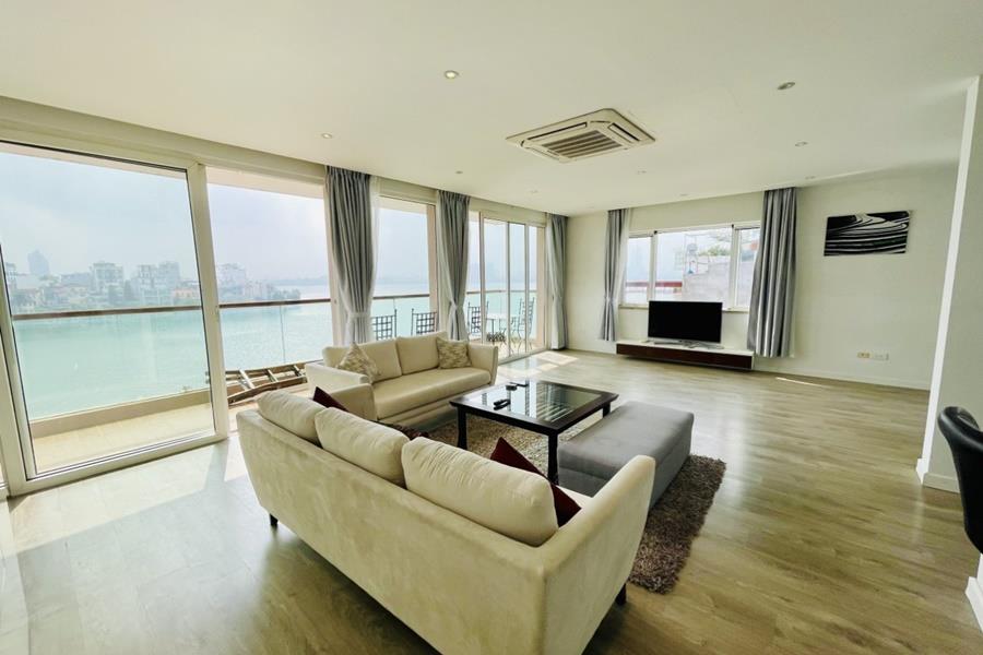 Amazing Lake front 02 bedroom apartment on Quang An Street, large balcony