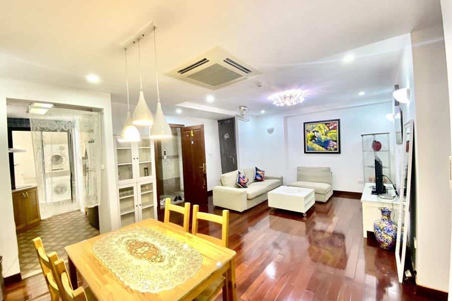 Charming 2 bedroom apartment for rent in Trang Tien street, Near Hoan Kiem Lake