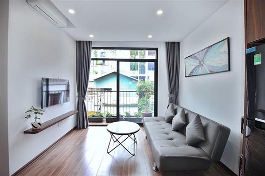 Modern & Clean 1-bedroom apartment for rent in Trinh Cong Son street, Tay Ho