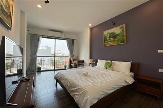 Open view 1 bedroom serviced apartment on Trinh Cong Son street, bright and airy