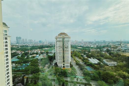 Beautiful view 3 bedroom apartment for rent in Ciputra Ha Noi, furnished