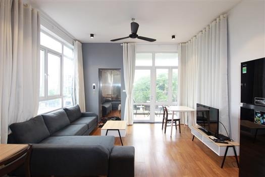 Stunning duplex apartment with 3 bedrooms in Au Co street, Tay Ho district.