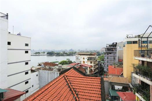 Truc Bach lakeview 2 bedroom apartment for lease in Nam Trang street.