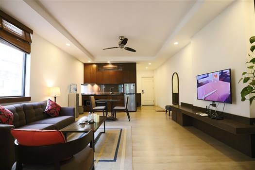 Modern Japanese-Style 1-Bedroom Apartment for rent in Truong Han Sieu street.