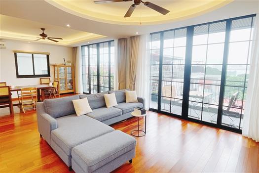 Modern duplex 4 bedroom apartment for rent in Tay Ho, balcony & furnished