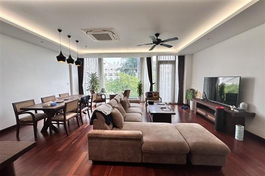 Spacious charming apartment with 3 bedroom for rent in Tay Ho district.