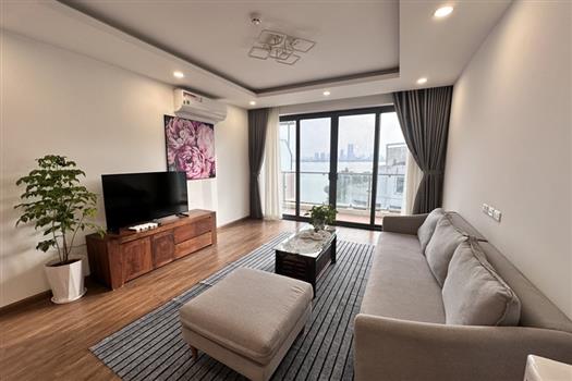 Beautiful lakeview 3 bedroom apartment for rent in Tay Ho, balcony & furnished