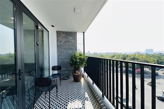 Modern 2 bedroom apartment for rent in Tay Ho. balcony