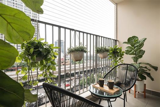 Comfortable 2 bedroom apartment at Vinhome dcapitale hanoi, balcony