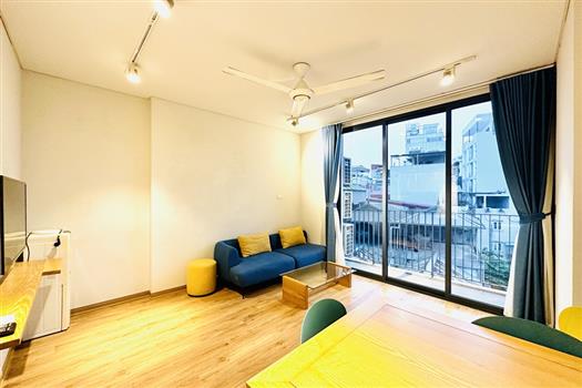 Charming 2 Bedroom Apartment for Rent in Dong Da District