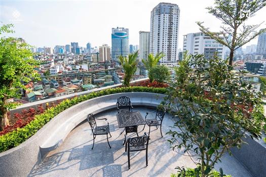 Move-In Ready! Modern & Fully Furnished 3 Bedroom Apartment in Nguyen Hong