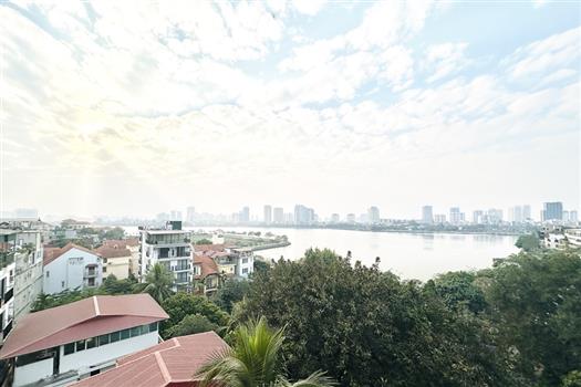 Modern & Comfy 1 Bedroom Apartment for Rent in Hong Gia Tue Lake View