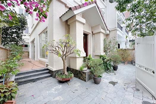 Stunning & Serene 4 Bedroom Villa in Anh Dao, Vinhomes Riverside for Rent