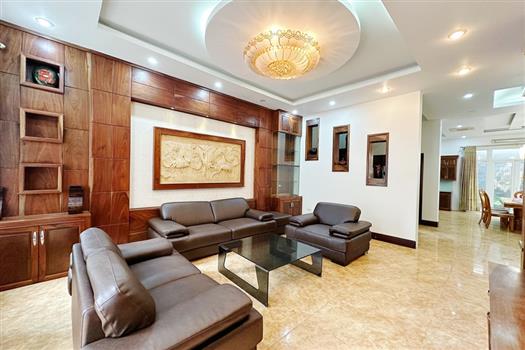 Beautiful 4-bedroom villa for rent in Ciputra Hanoi, Close UNIS school.