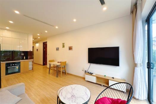 Expat Favorite! Chic & serene 2 bedrooms apartment in Tu Hoa, Hanoi’s West Lake