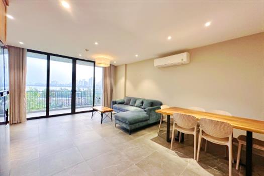 Escape to Serenity: Your Lakeside Retreat Awaits in Tay Ho