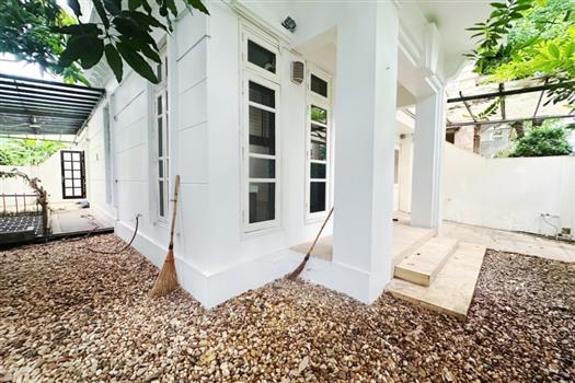 Ciputra: Spacious 5-Bedroom House Ready For Your Vision