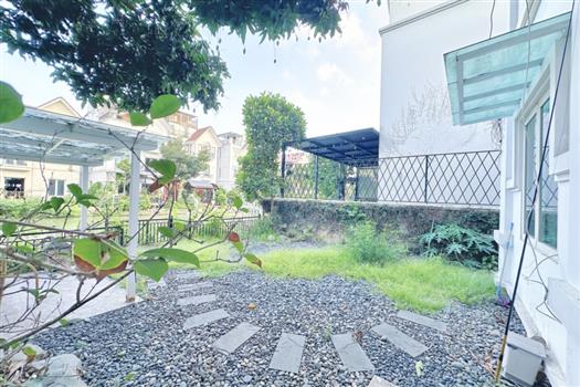 Vinhomes Riverside Living: Expansive 4-Bedroom Villa