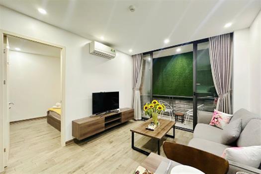 Magnificent one bedroom with modern furnishings in Tay Ho