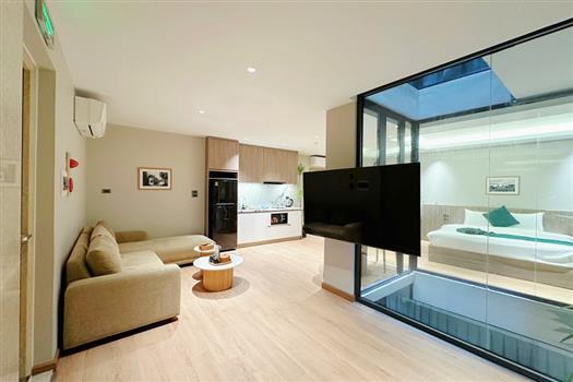 For rent: One bedroom apartment with elegant style on To Ngoc Van street