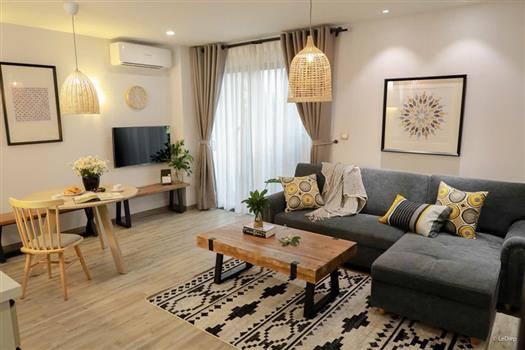 For rent: Elegant 2 bedroom with fully furnished in Dong Da