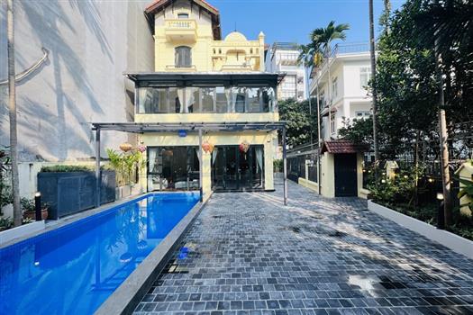Western style 6 bedroom villa for rent in West Lake