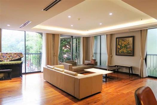 For rent: Modern 4 bedroom apartment in Hoan Kiem, Hanoi, furnished