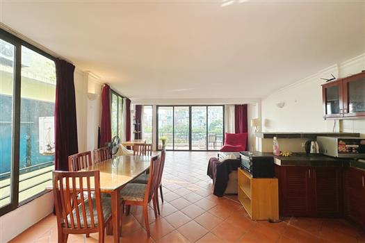 Cozy and Sun Filled apartment with large balcony on Tran Vu street