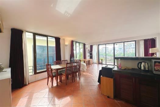 Cozy and Sun Filled apartment with large balcony on Tran Vu street