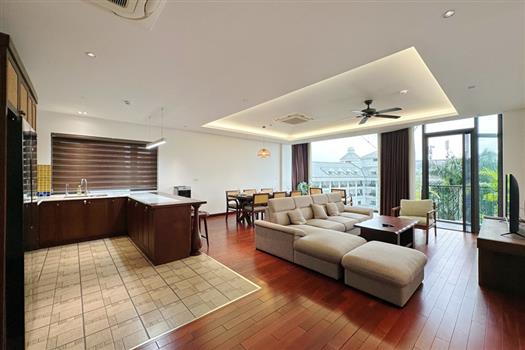 Morden apartment with wooden style and stunning lake view in Tay Ho
