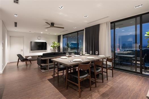 Spacious modern 3 bedroom apartmen with stunning view in Tay Ho