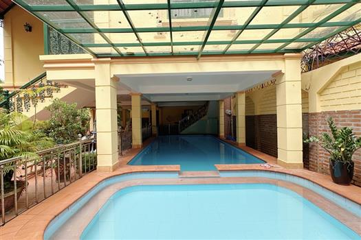 European-style luxurious villa with large pool in Tay Ho