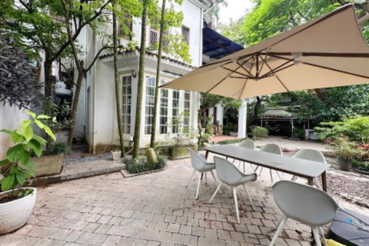 Spacious lake view villa with large garden in Tay Ho