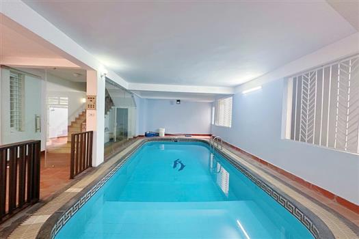 Peaceful and Spacious Villa with inside pool in Tay Ho