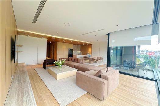 Modern lake view 2 bedroom apartment in Tay Ho